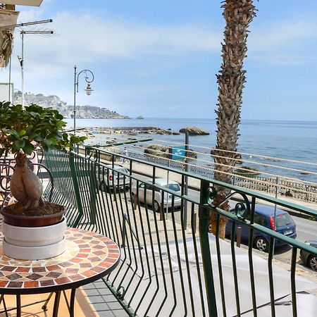 Appartement Sun Sea House Taormina à Giardini-Naxos Extérieur photo