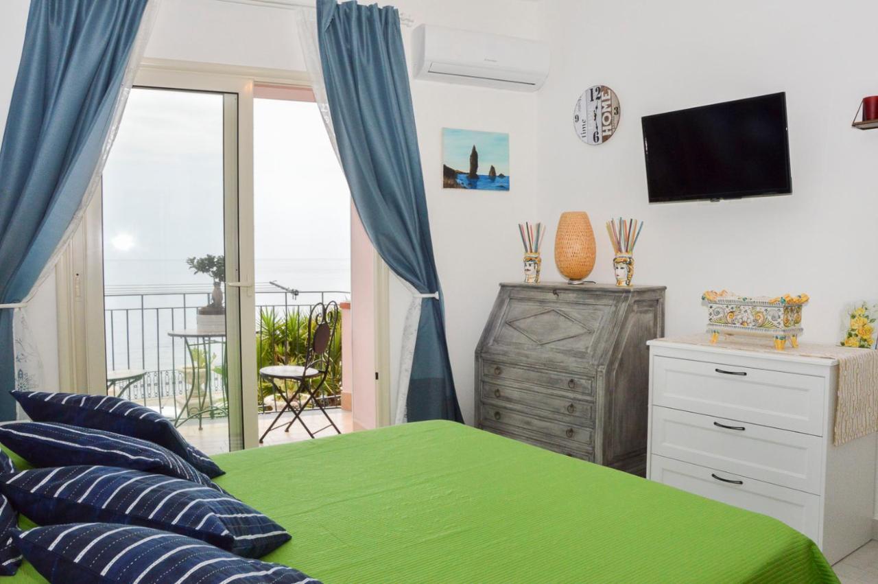 Appartement Sun Sea House Taormina à Giardini-Naxos Extérieur photo