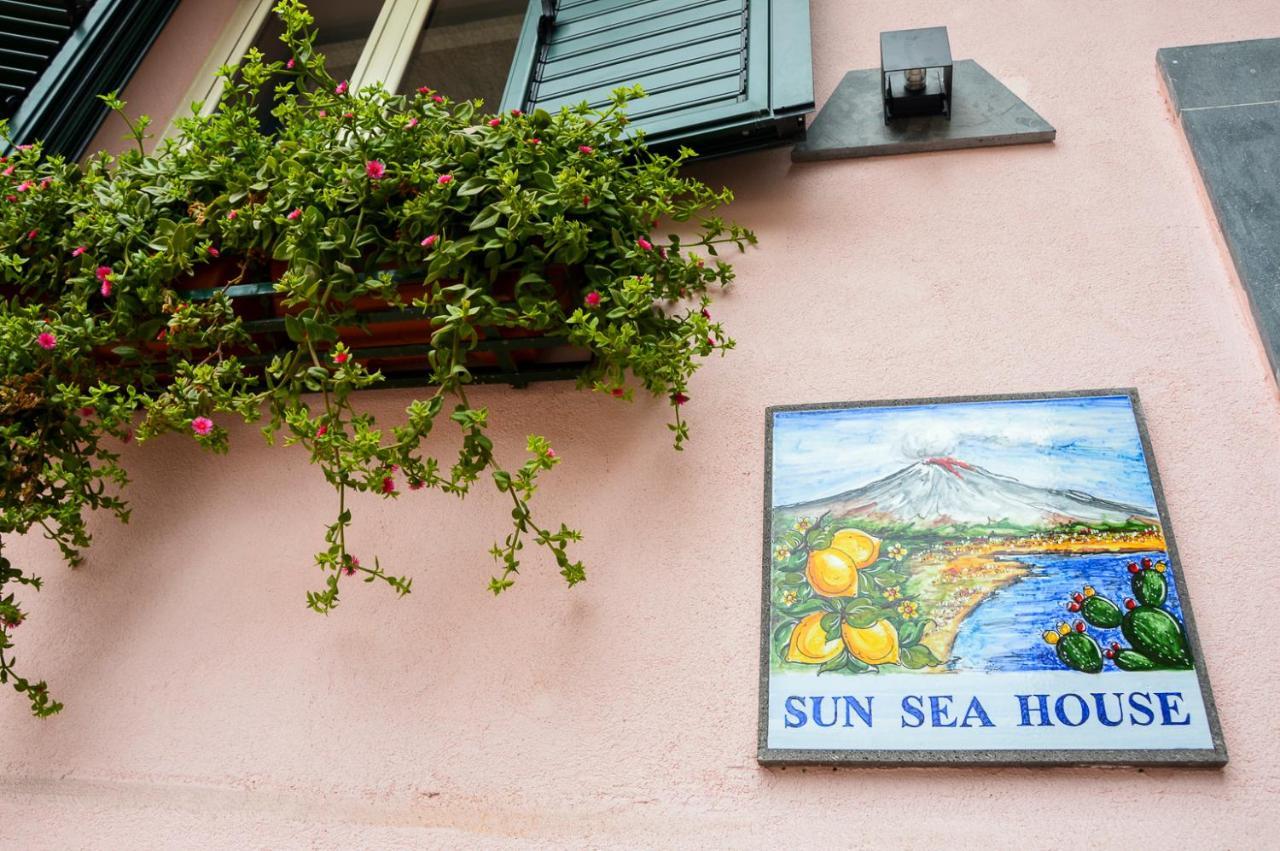 Appartement Sun Sea House Taormina à Giardini-Naxos Extérieur photo